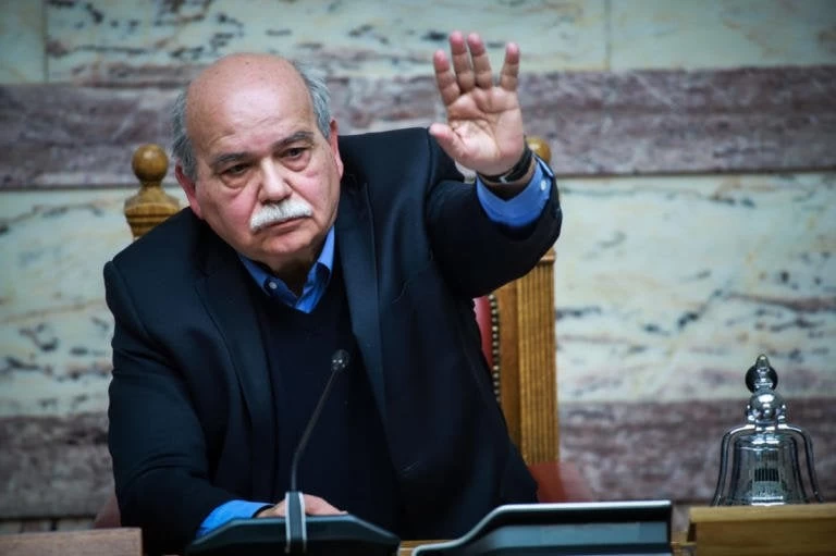 Πανικός Βούτση – Δεν «βγαίνουν τα κουκιά» στην επιτροπή για τις Πρέσπες